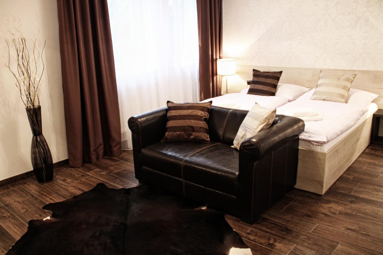 Hotel U Kasny Rajhrad Buitenkant foto