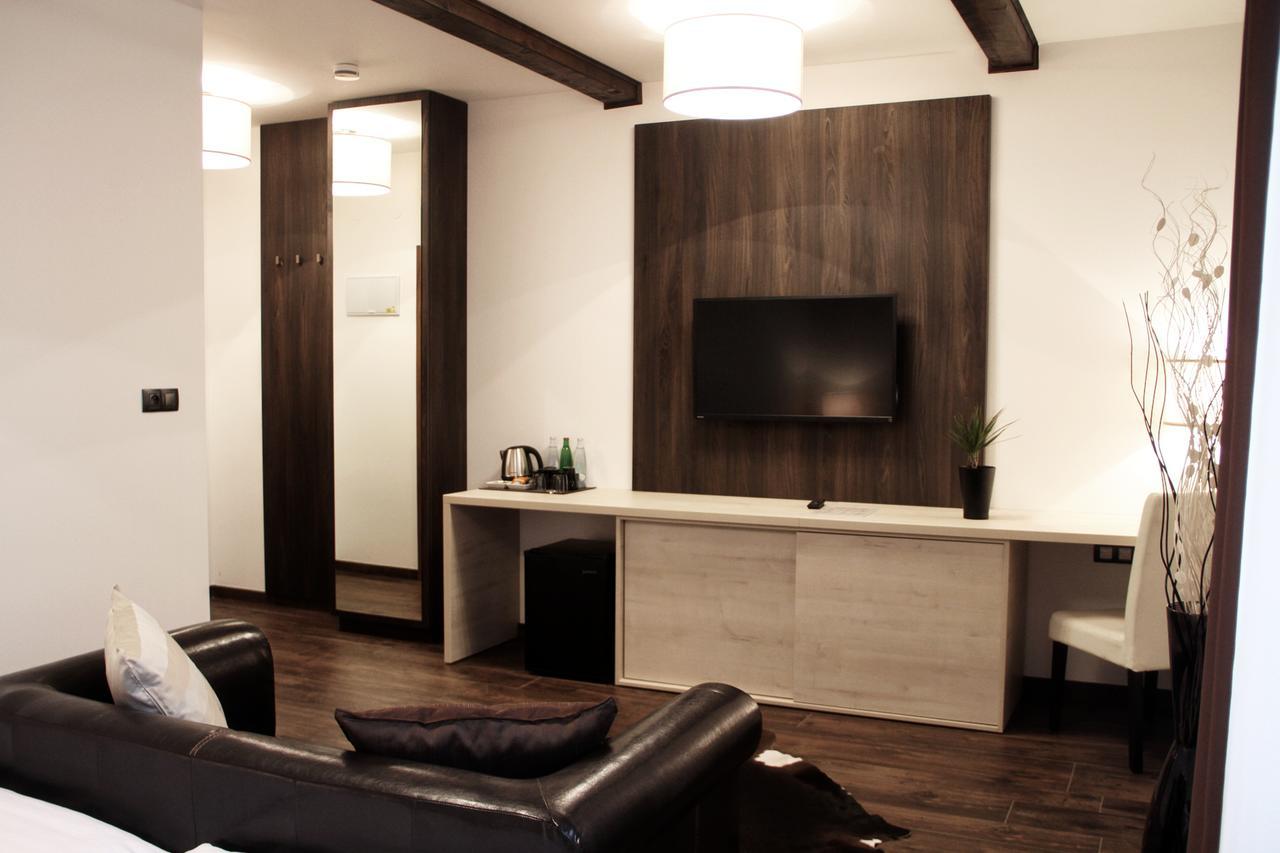 Hotel U Kasny Rajhrad Buitenkant foto