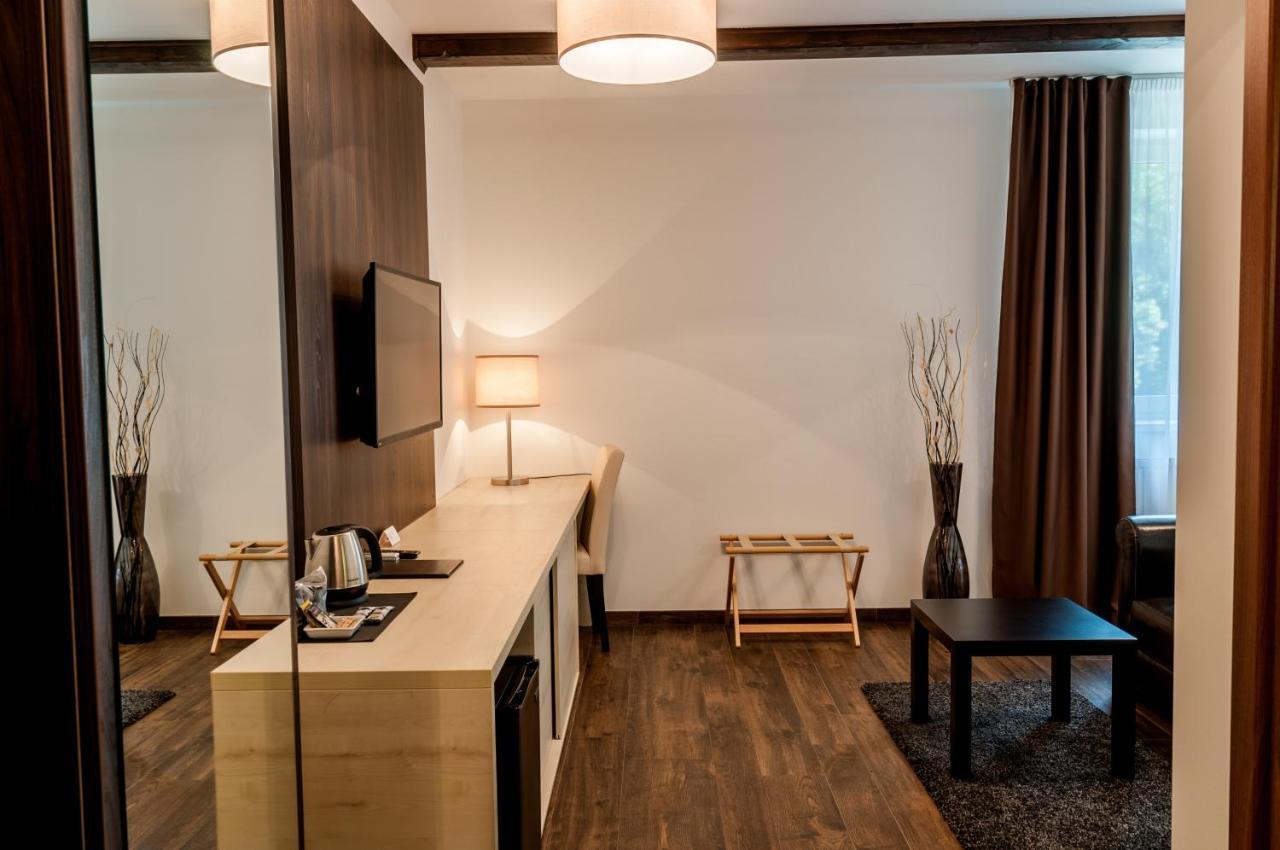 Hotel U Kasny Rajhrad Buitenkant foto